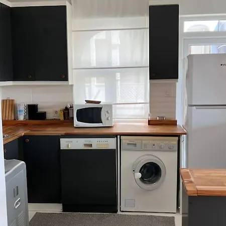 Apartment Cozy Flat With Seaview And